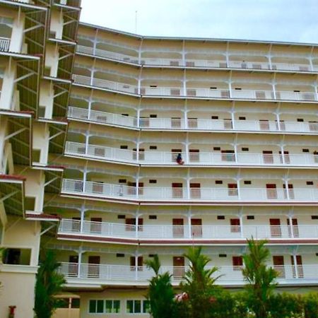 Baan Klang Condo Hotel HHQ Extérieur photo