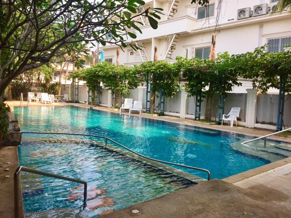 Baan Klang Condo Hotel HHQ Extérieur photo