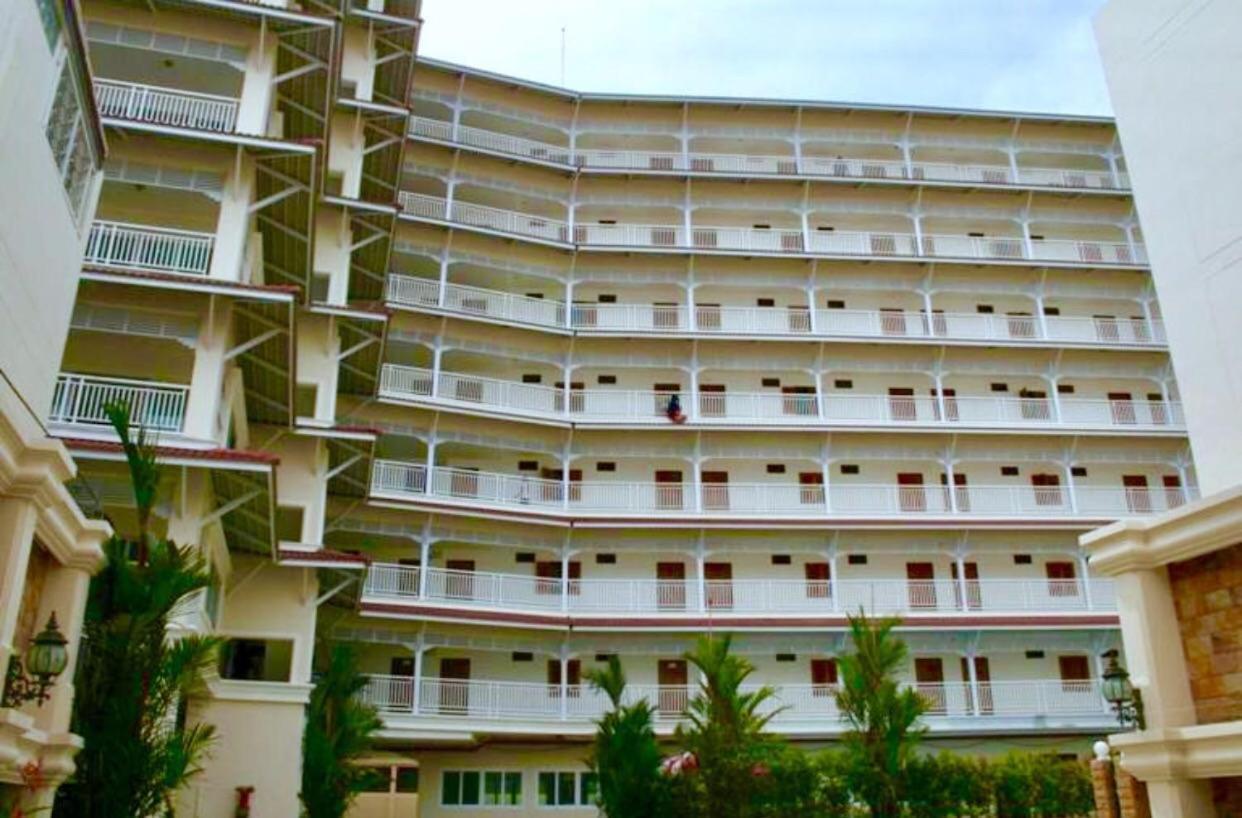 Baan Klang Condo Hotel HHQ Extérieur photo