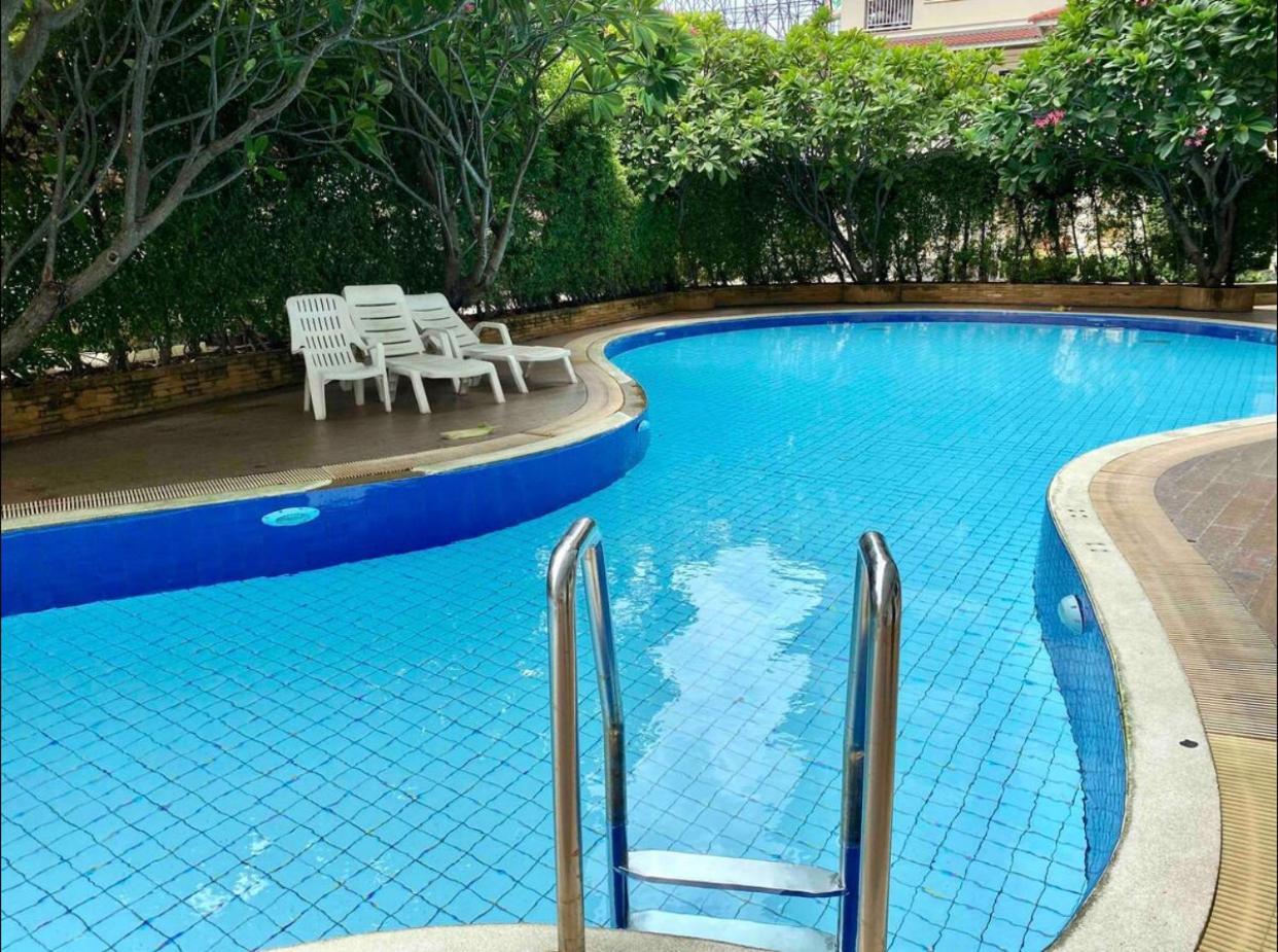 Baan Klang Condo Hotel HHQ Extérieur photo