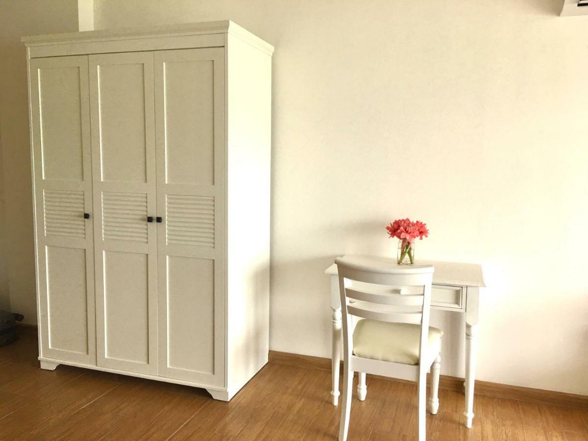 Baan Klang Condo Hotel HHQ Extérieur photo